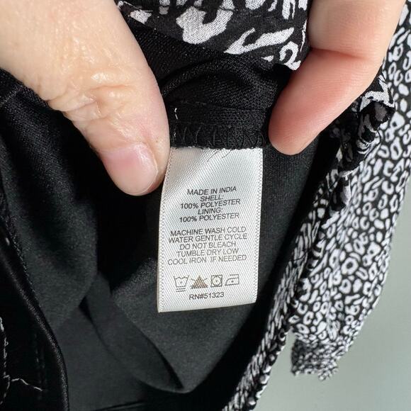 Sam & Jess Women's Black & White Mini Leopard Print Top - Size Small - Boho Chic - Picture 5 of 6